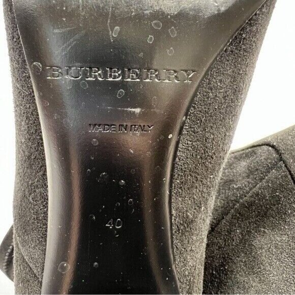 Burberry Women's 10 Britannia Buckle Block Suede Black Heel Buckle Booties - Picture 14 of 15